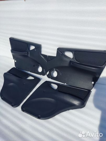 Обшивки дверей Ваз 2123(Нива Шевроле) Новые