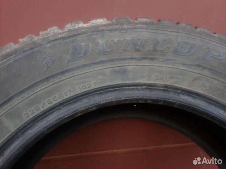 Dunlop SP Winter Ice 03 225/65 R17 102B