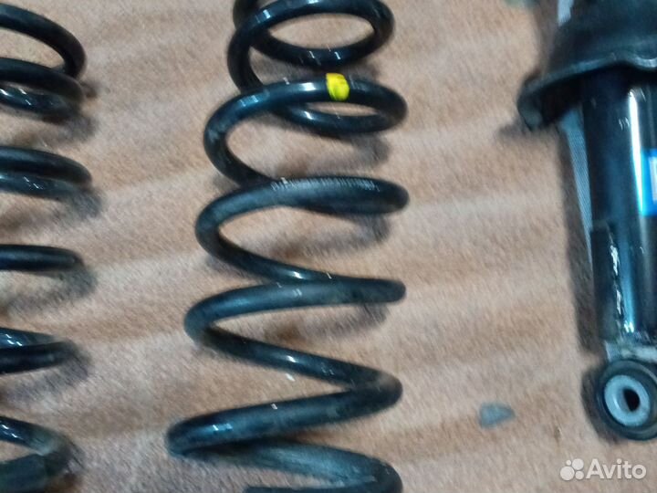 Амортизатор haval h6. Задние комлект