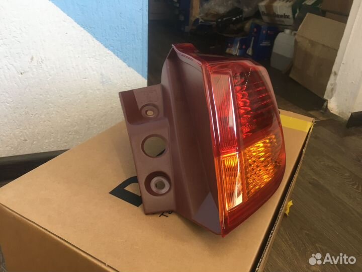 Фонарь правый внешний toyota RAV4 12-15