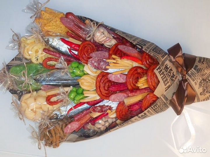 Букет мужской с ряпушка, колбасой и закусками