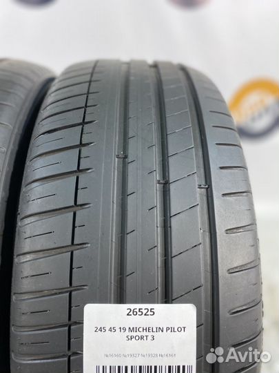 Michelin Pilot Sport 3 245/45 R19 92Y