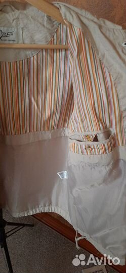 Ветровка женская