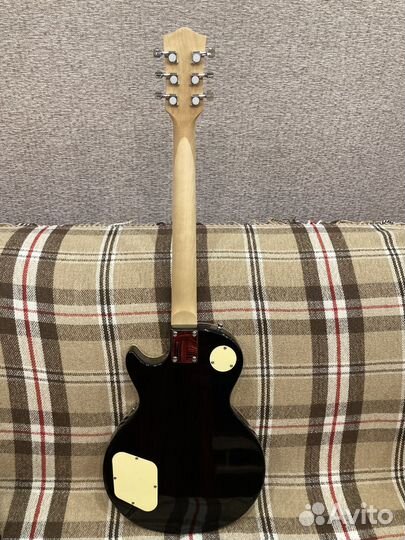 Электрогитара Les Paul