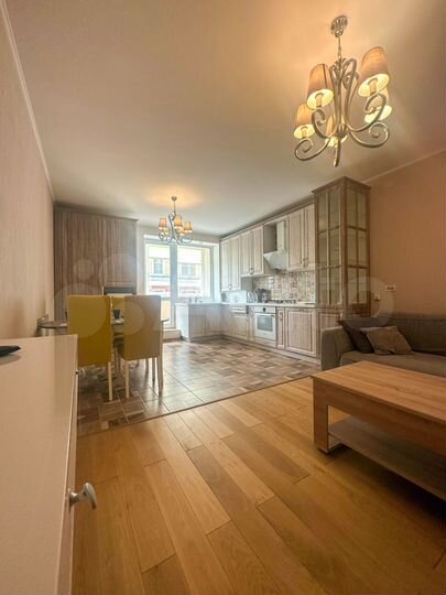 2-к. квартира, 74 м², 1/3 эт.