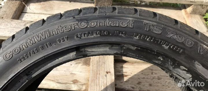 Continental ContiWinterContact TS 790v 225/45 R18