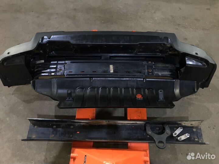 Бампер передний jeep wrangler jk