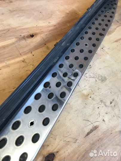 Порог левый Mercedes Benz Gl550 W164 273.963 2006