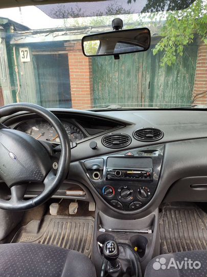 Ford Focus 1.8 МТ, 2002, 216 896 км
