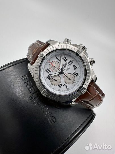 Часы Breitling Super Avenger 48 мм A13370