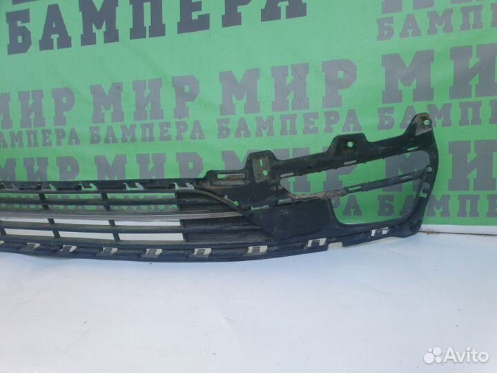 Решетка бампера передняя Kia Rio 3 3 G4FS 2015