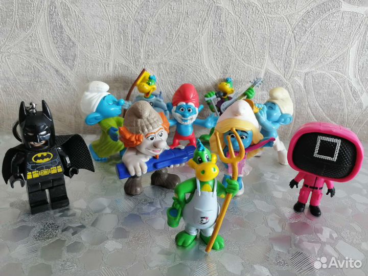 Смурфики макдональдс,динозавры Данон,фигурка Lego