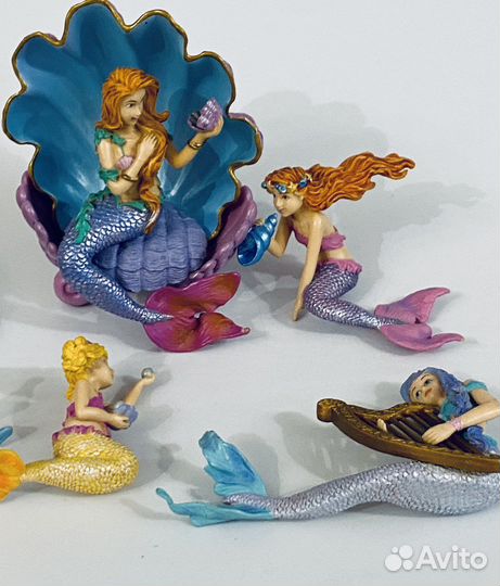 Фигурки феи и русалки