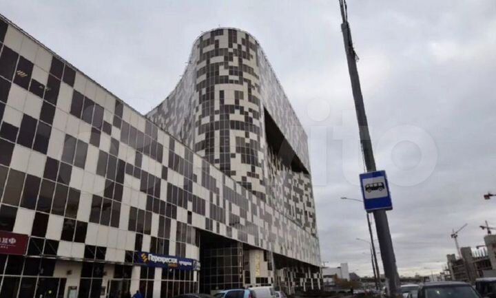 Сдам офисное помещение, 607 м²