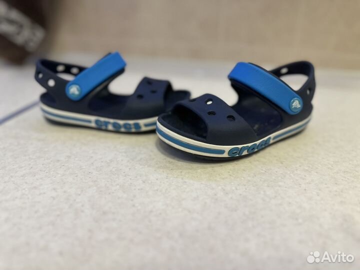 Crocs детские сандали
