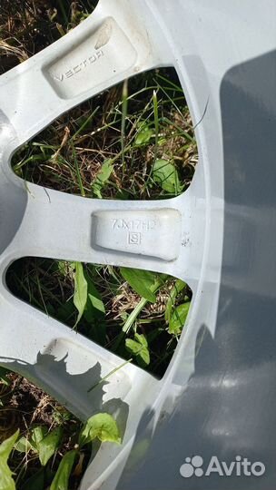 Колеса 225 65 r17 зимние бу