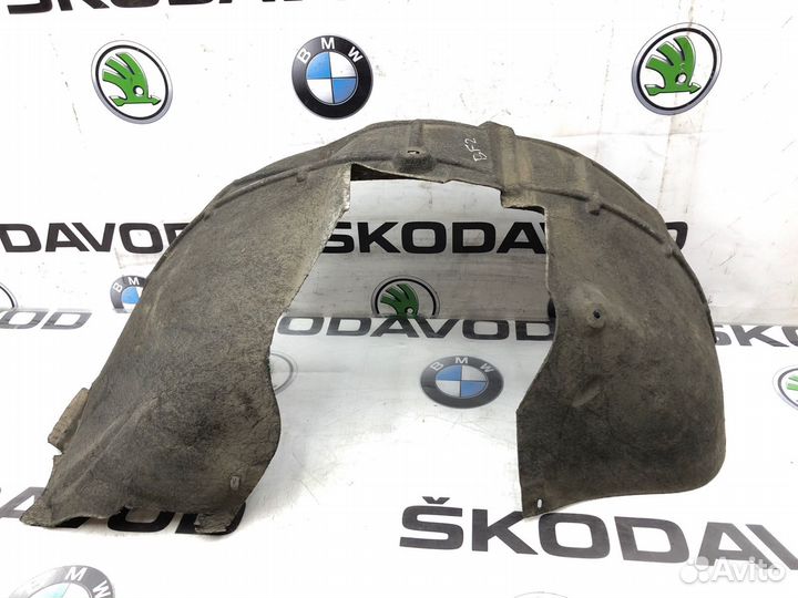 Подкрылок передний левый Skoda Octavia Rs A5 (1Z)
