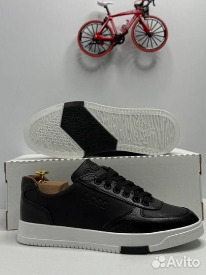 Кроссовки Boss универсальные