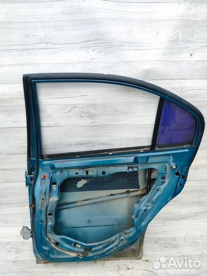 Дверь задняя правая Hyundai Elantra, III (XD) 2001