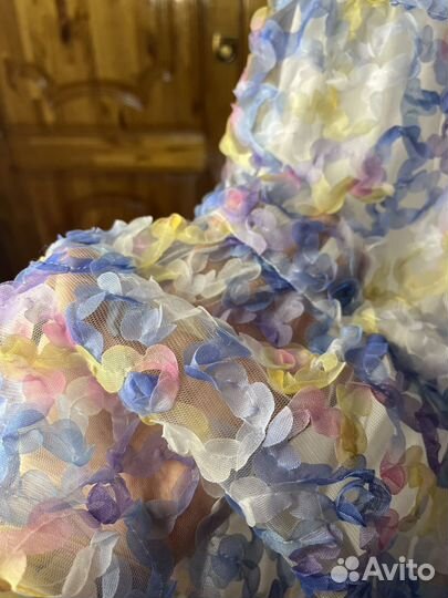 Нарядное платье