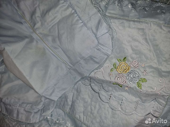 Комплект. Покрывало и две наволочки