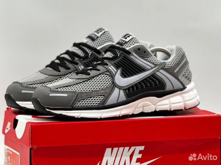 Кроссовки nike air zoom vomero 5