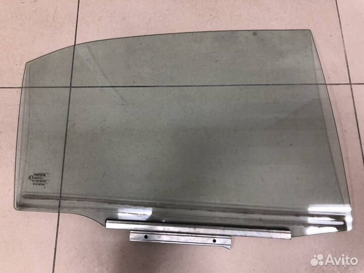 Стекло двери задней правой Toyota Camry V40 2006-2