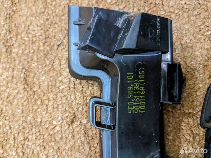 Повторитель поворотника в левое/правое зеркало