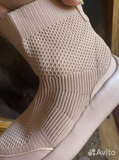 Сапоги на девочку Zara