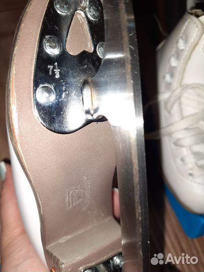 Фигурные коньки Riedell