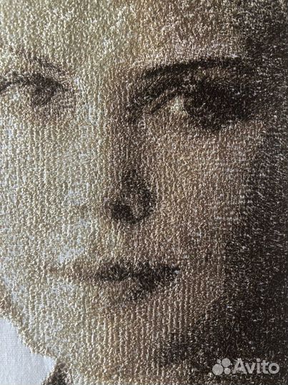 Вышитый портрет Шарлиз Терон