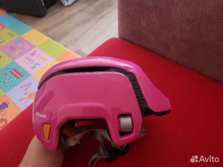 Детский велошлем btwin для девочки