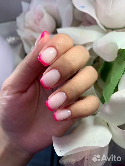 Маникюр, педикюр, гель лак