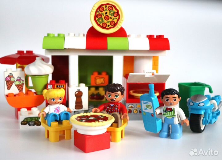 Конструктор lego duplo Town Пиццерия 10834