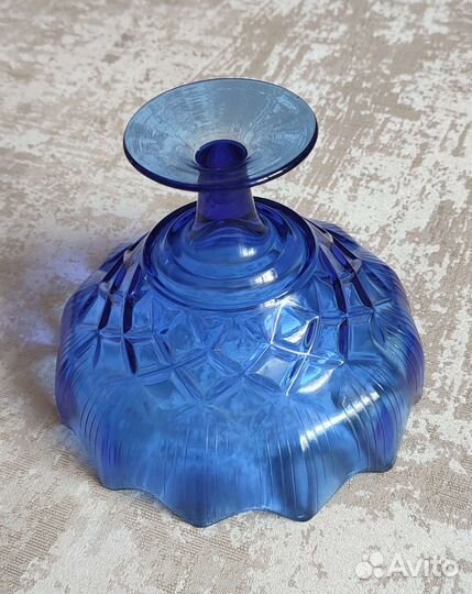 Ваза СССР, на ножке, цветное стекло