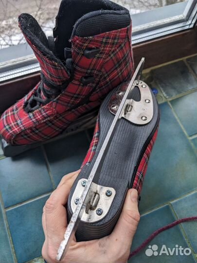 Фигурные коньки roces 38