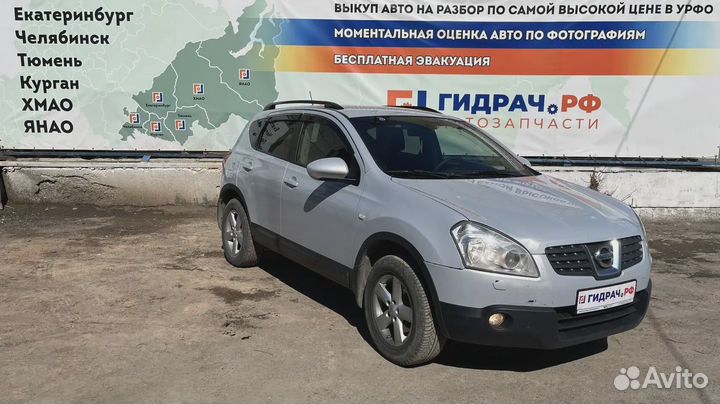 Датчик положения коленвала Nissan Qashqai (J10) 23