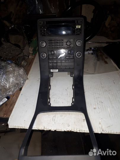 Дисплей ЖК монитор volvo S80 XC70 2007-2012гг