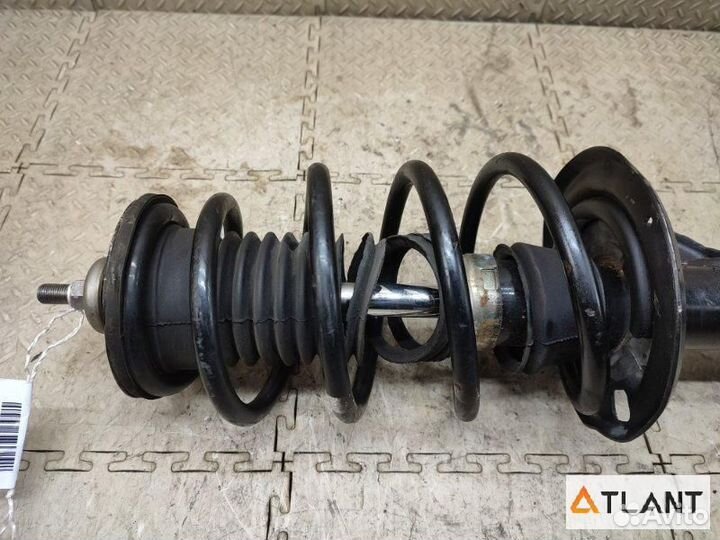 Стойка передняя правая toyota ractis