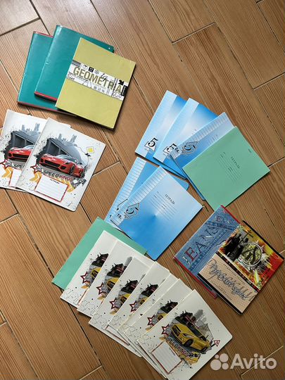 Тетради школьные новые в клетку/ линейку