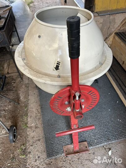 Бетономешалка бу