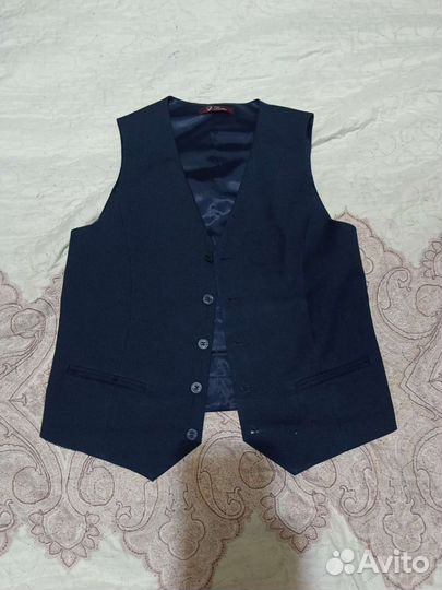 Жилет школьный для мальчика 42р-р