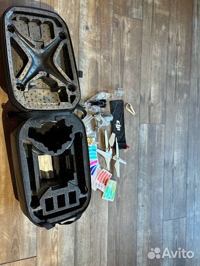 Квадрокоптер “DJI Phantom 3 Stand