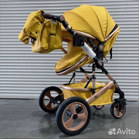 Прогулочная коляска Luxmom