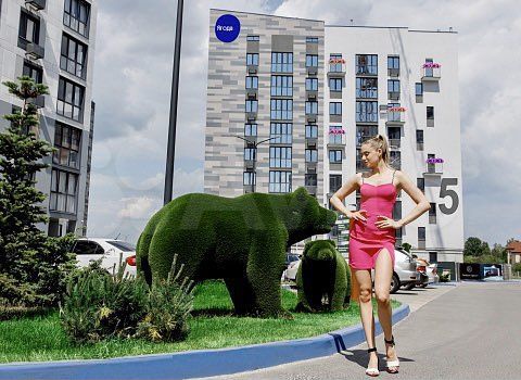 2-к. квартира, 71,5 м², 1/9 эт.