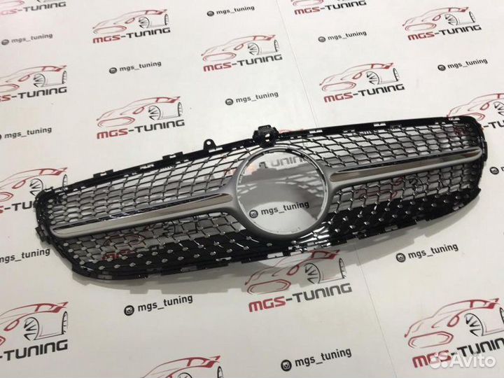 Решетка CLS W218 Diamond Silver Без звезды П/К
