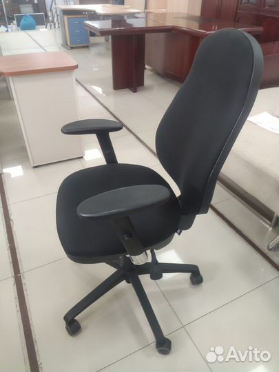 Компьютерное кресло, кресло офисное, кресло