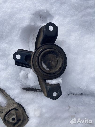 Подушка двигателя правая Hyundai solaris kia rio