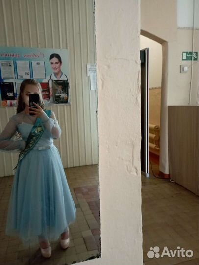 Платье на выпускной(вечернее)