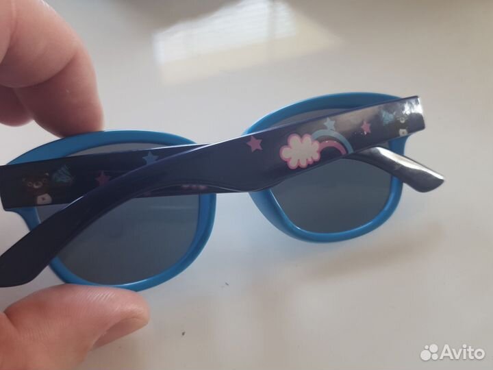 Детские солнцезащитные очки